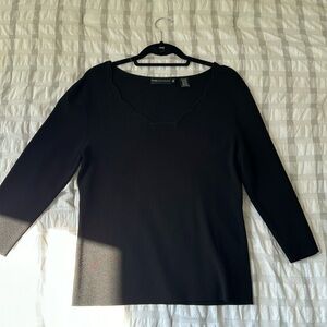 Dana Buchman Scalloped Edge Top